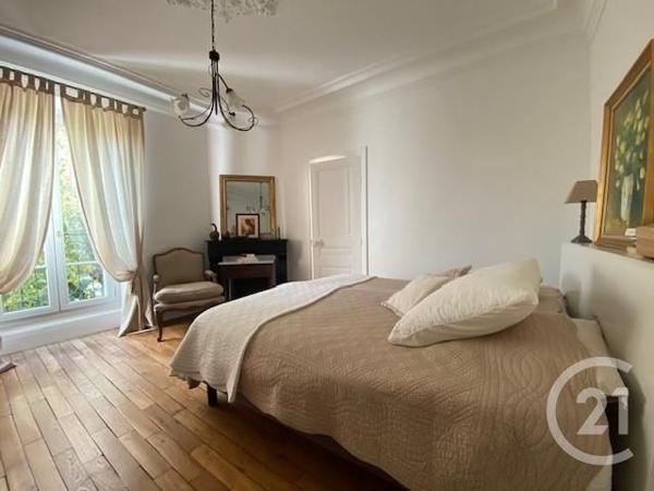 Maison à vendre  9 pièces - 190 m2 ST PIERRE LES NEMOURS - 77