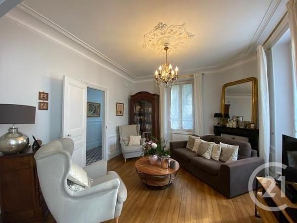 Maison à vendre  9 pièces - 190 m2 ST PIERRE LES NEMOURS - 77