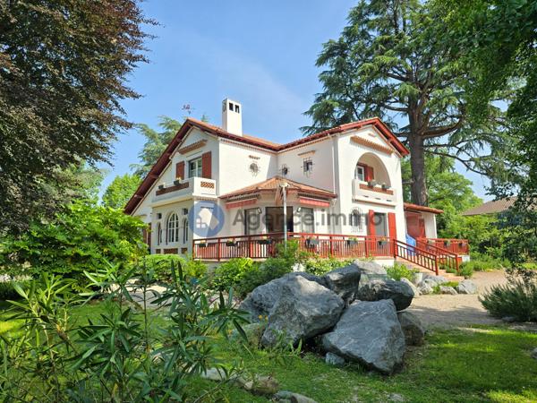 À vendre - Maison individuelle, 6 pièces située à Navarrenx (64190)