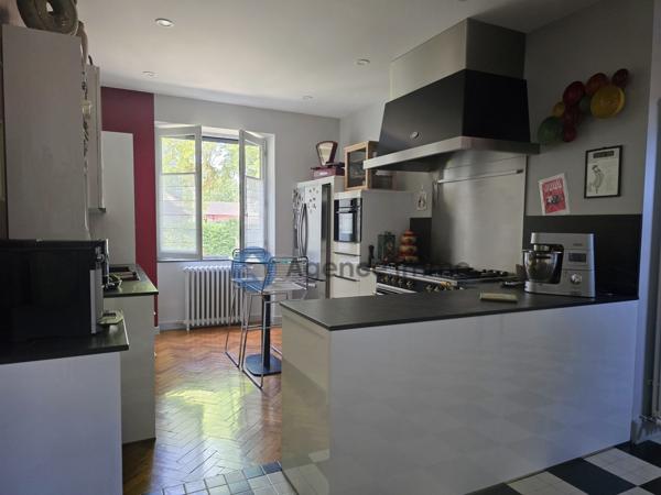 À vendre - Maison individuelle, 6 pièces située à Navarrenx (64190)