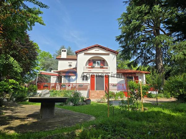 À vendre - Maison individuelle, 6 pièces située à Navarrenx (64190)