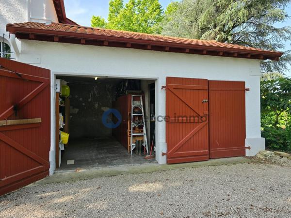 À vendre - Maison individuelle, 6 pièces située à Navarrenx (64190)