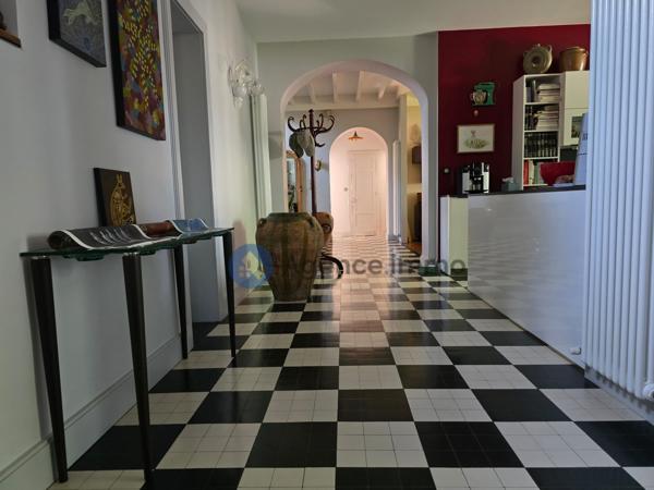 À vendre - Maison individuelle, 6 pièces située à Navarrenx (64190)