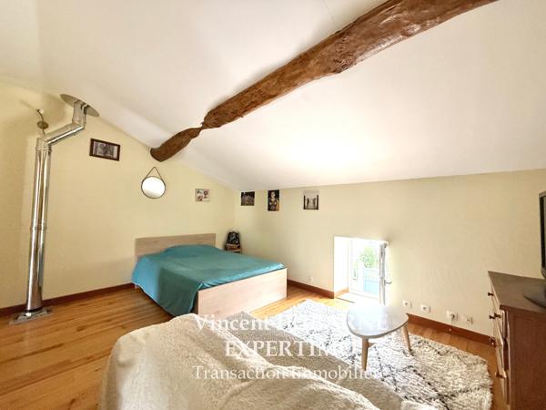 Saintes (17100) Saintongeaise avec Piscine, Ecurie, Dépendances et Prés