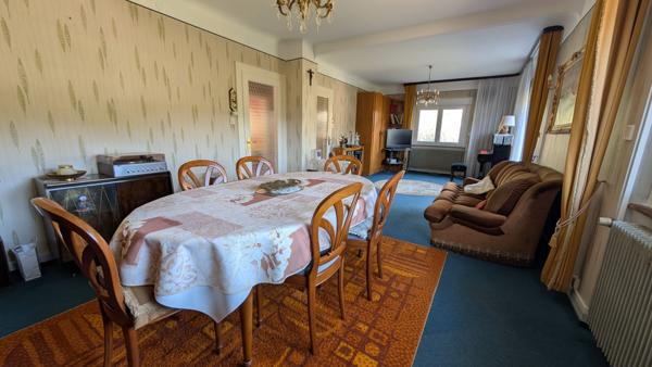 Maison - 7 pièces - 177 m²