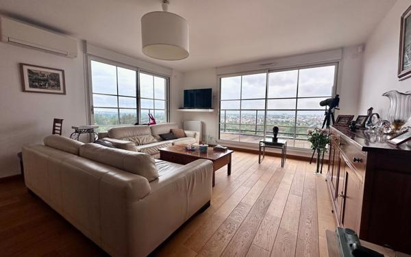 Appartement à vendre    4 pièces • 130,21 m2 Chennevières-sur-Marne