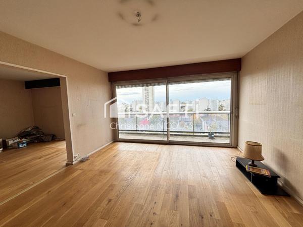 T3 traversant avec loggia et proche commodités