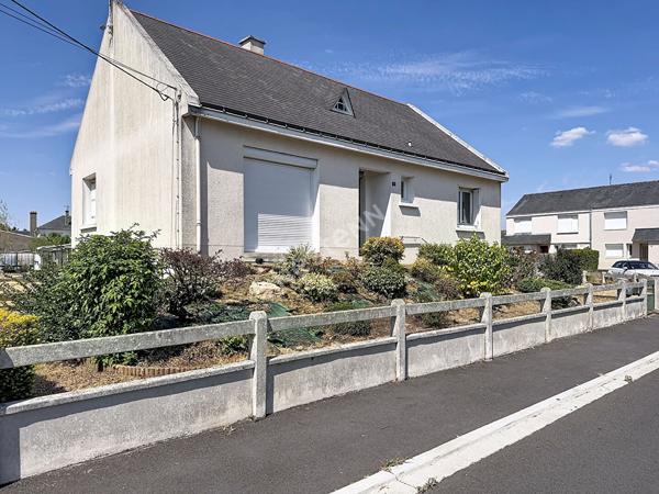 Maison à vendre à Saint Florent le Vieil - 2 chambres - Grenier aménageable - sous-sol avec garage - Jardin