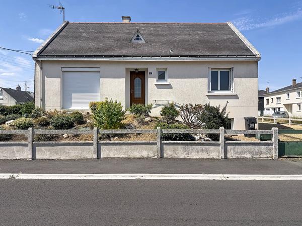 Maison à vendre à Saint Florent le Vieil - 2 chambres - Grenier aménageable - sous-sol avec garage - Jardin