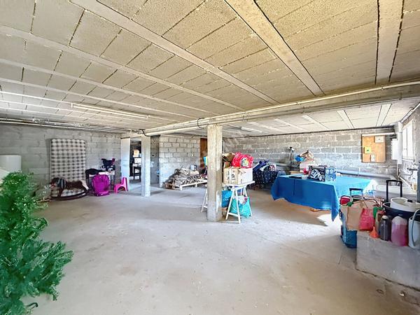 Maison à vendre à Saint Florent le Vieil - 2 chambres - Grenier aménageable - sous-sol avec garage - Jardin