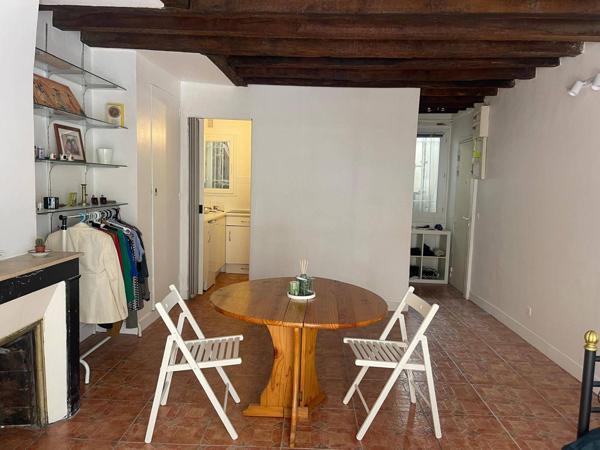 CHARMANT STUDIO A 2 PAS DE NOTRE DAME