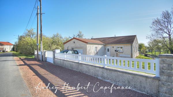Maison à vendre plain-pied - grand séjour - cuisine récente - 3 chambres - véranda - terrasse - proche de VIGNEULLES LES HATTONCHATE (55)