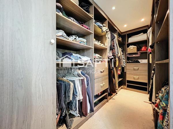 Grande demeure de caractère avec piscine