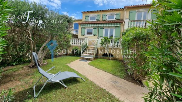 Villa
                                                                                                                                                                                                                                                                                                                        4 pièce(s)                                                                                                                                                                                                          3 chambre(s)                                                                                                                                                                                                          70  m²