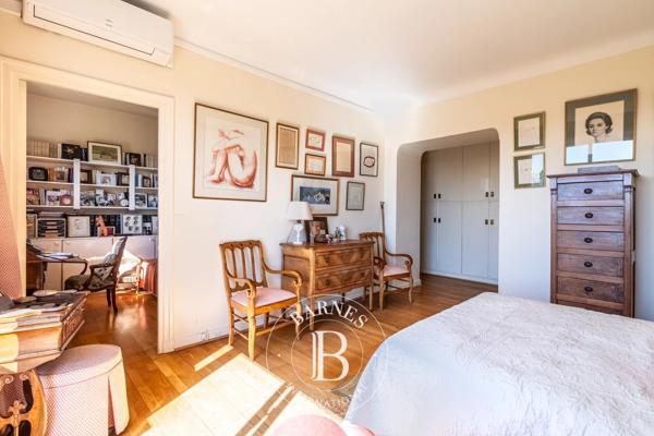 Neuilly-sur-Seine, Appartement 3 Chambres -  147 m² à vendre
