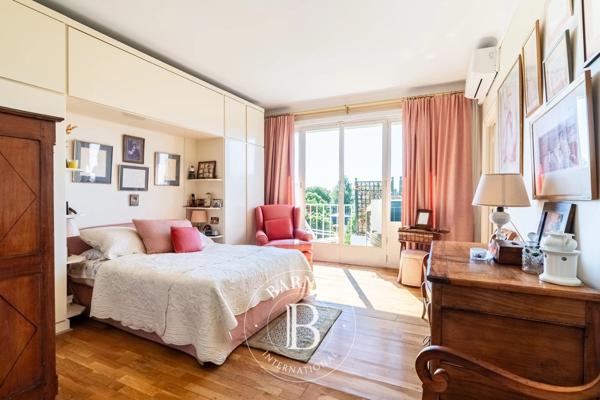 Neuilly-sur-Seine, Appartement 3 Chambres -  147 m² à vendre