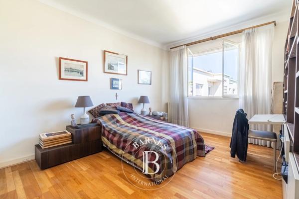 Neuilly-sur-Seine, Appartement 3 Chambres -  147 m² à vendre