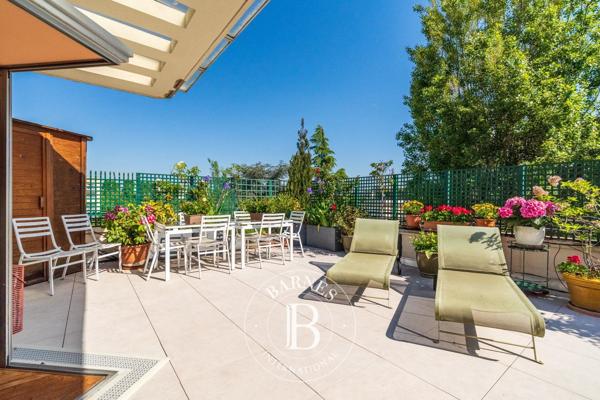 Neuilly-sur-Seine, Appartement 3 Chambres -  147 m² à vendre