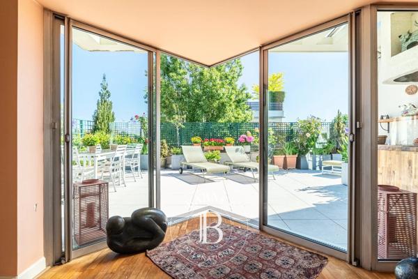 Neuilly-sur-Seine, Appartement 3 Chambres -  147 m² à vendre