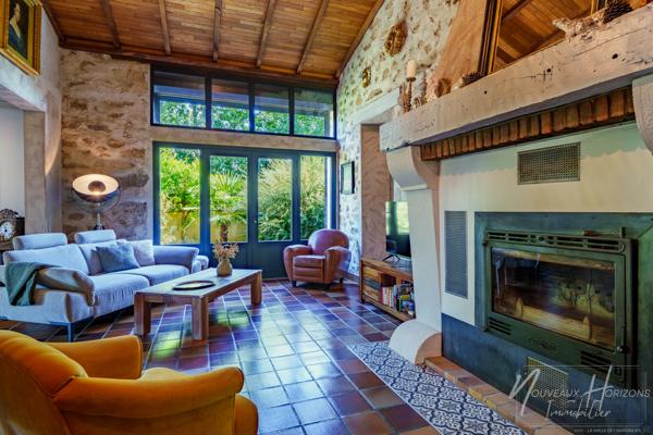 Maison
         7 pièces
        - 177 m² Exclusivité 339 000 € *