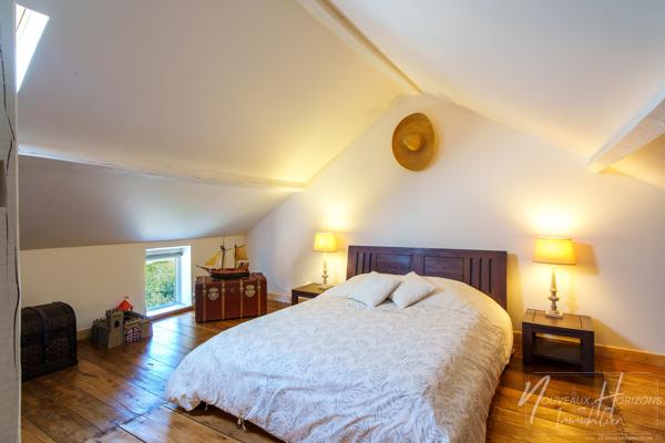 Maison
         7 pièces
        - 177 m² Exclusivité 339 000 € *
