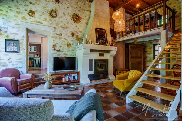 Maison
         7 pièces
        - 177 m² Exclusivité 339 000 € *