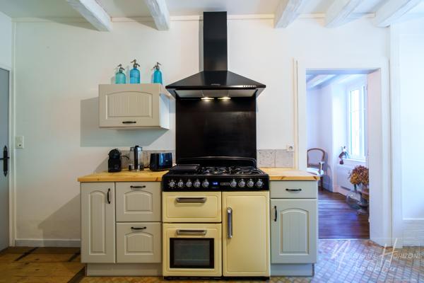 Maison
         7 pièces
        - 177 m² Exclusivité 339 000 € *