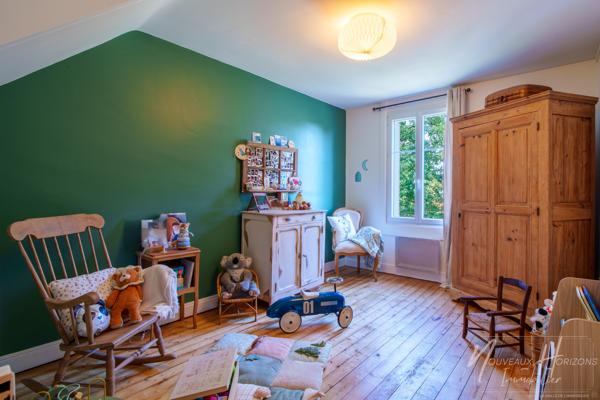 Maison
         7 pièces
        - 177 m² Exclusivité 339 000 € *