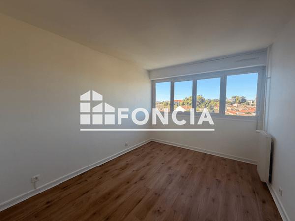 Location Appartement 3 pièces 69.7 m² - RUE ROBESPIERRE Talence 33400