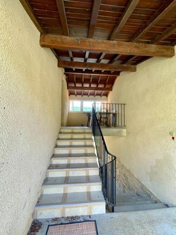 Maison rénovée 4 pièces – 89 m² avec jardin privatif à Bruniquel (82800)