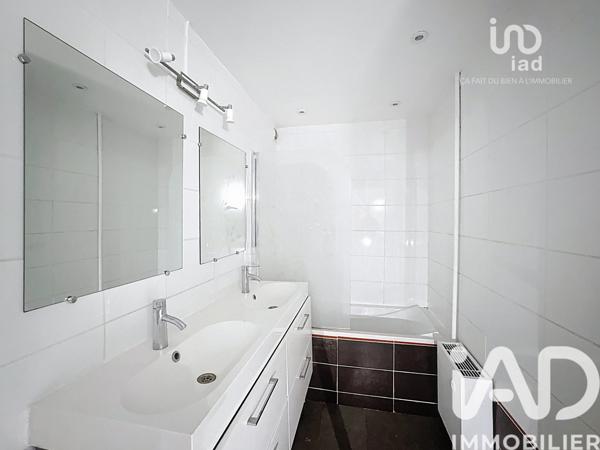 Location appartement 4 pièces 83 m² Le Tholonet