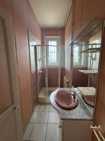 Belle maison des années 30 proche commodités