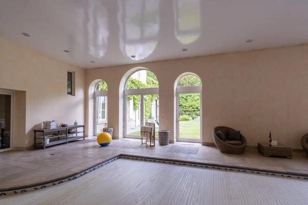 Montmerle-sur-Saône - Château - 8 chambres - Piscine - Tennis
