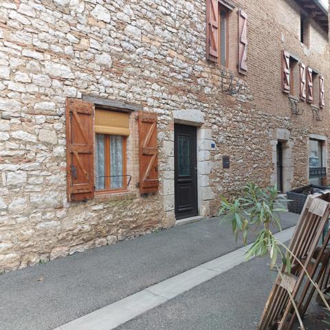 Maison à vendre 8 pièces MONTRICOUX (82), Maison de village avec fort potentiel – env. 140 m² habitables – proche Nègrepelisse