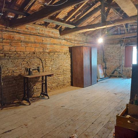 Maison à vendre 8 pièces MONTRICOUX (82), Maison de village avec fort potentiel – env. 140 m² habitables – proche Nègrepelisse