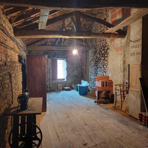 Maison à vendre 8 pièces MONTRICOUX (82), Maison de village avec fort potentiel – env. 140 m² habitables – proche Nègrepelisse