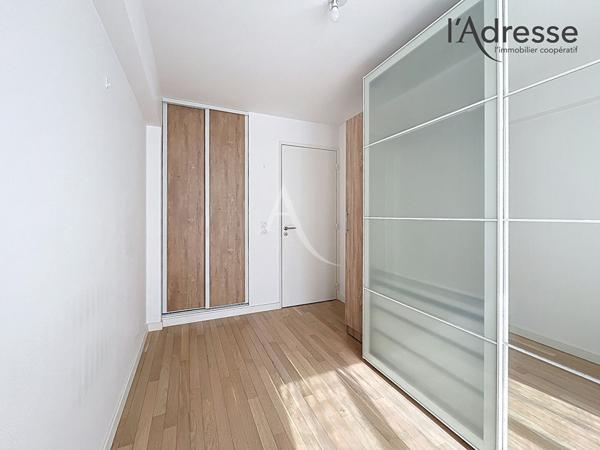 Appartement Suresnes 3 pièces meublée/Parking