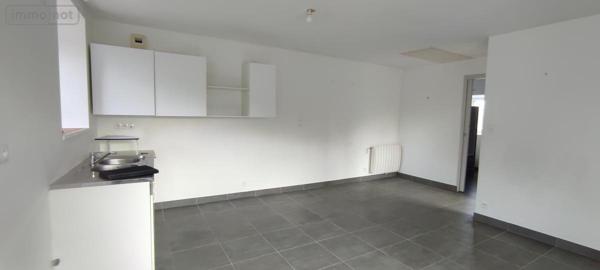 Maison à louer à Molac dans le Morbihan (56230), ref : 56013-L44