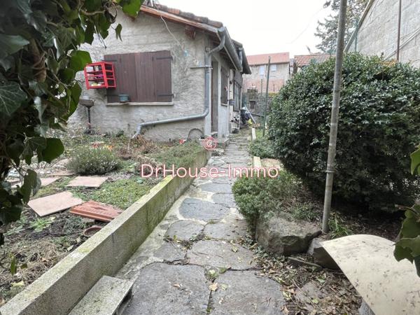 Immeuble à vendre 11 pièces de 216 m²