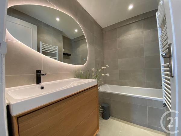 Appartement F3 à vendre  3 pièces - 71,82 m2 LE CANNET - 06