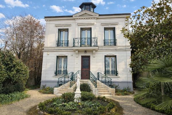 Le Raincy (93340) Bourgeoise du XIXe siècle - 9 pièces - 165m ²