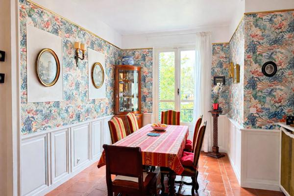 Le Raincy (93340) Bourgeoise du XIXe siècle - 9 pièces - 165m ²