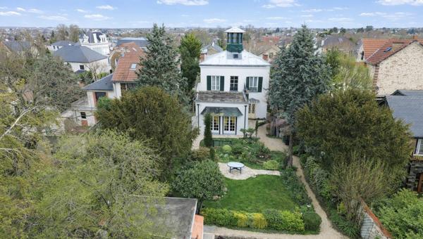 Le Raincy (93340) Bourgeoise du XIXe siècle - 9 pièces - 165m ²