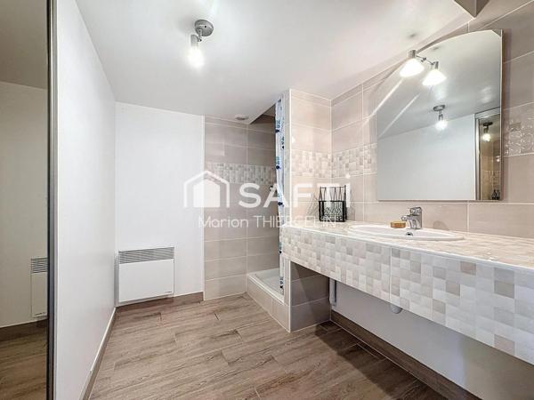 Maison 6 pièces avec sous-sol complet aménagé dans un cadre de vie paisible