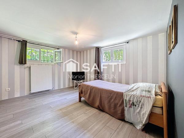 Maison 6 pièces avec sous-sol complet aménagé dans un cadre de vie paisible