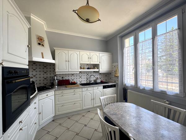 Maison 4 pièces - 126 m² Exclusivité efficity