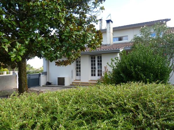 Location / Maison à Montaut (40500)
