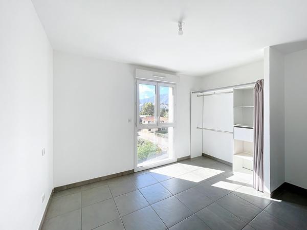 Appartement 3 pièce(s) 2 chambre(s) 68.96 m²