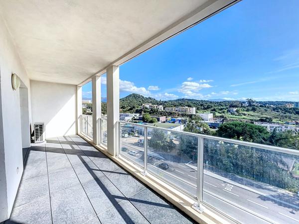 Appartement 3 pièce(s) 2 chambre(s) 68.96 m²