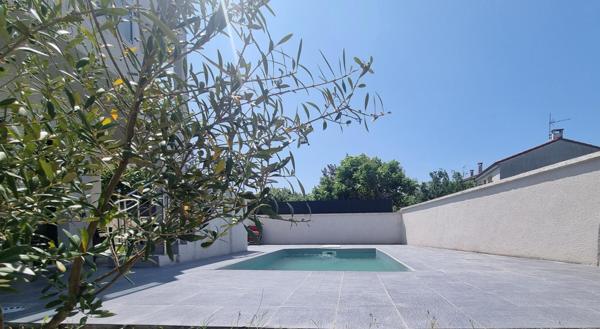 Maison  avec 5 chambres dont 2 suites parentale!